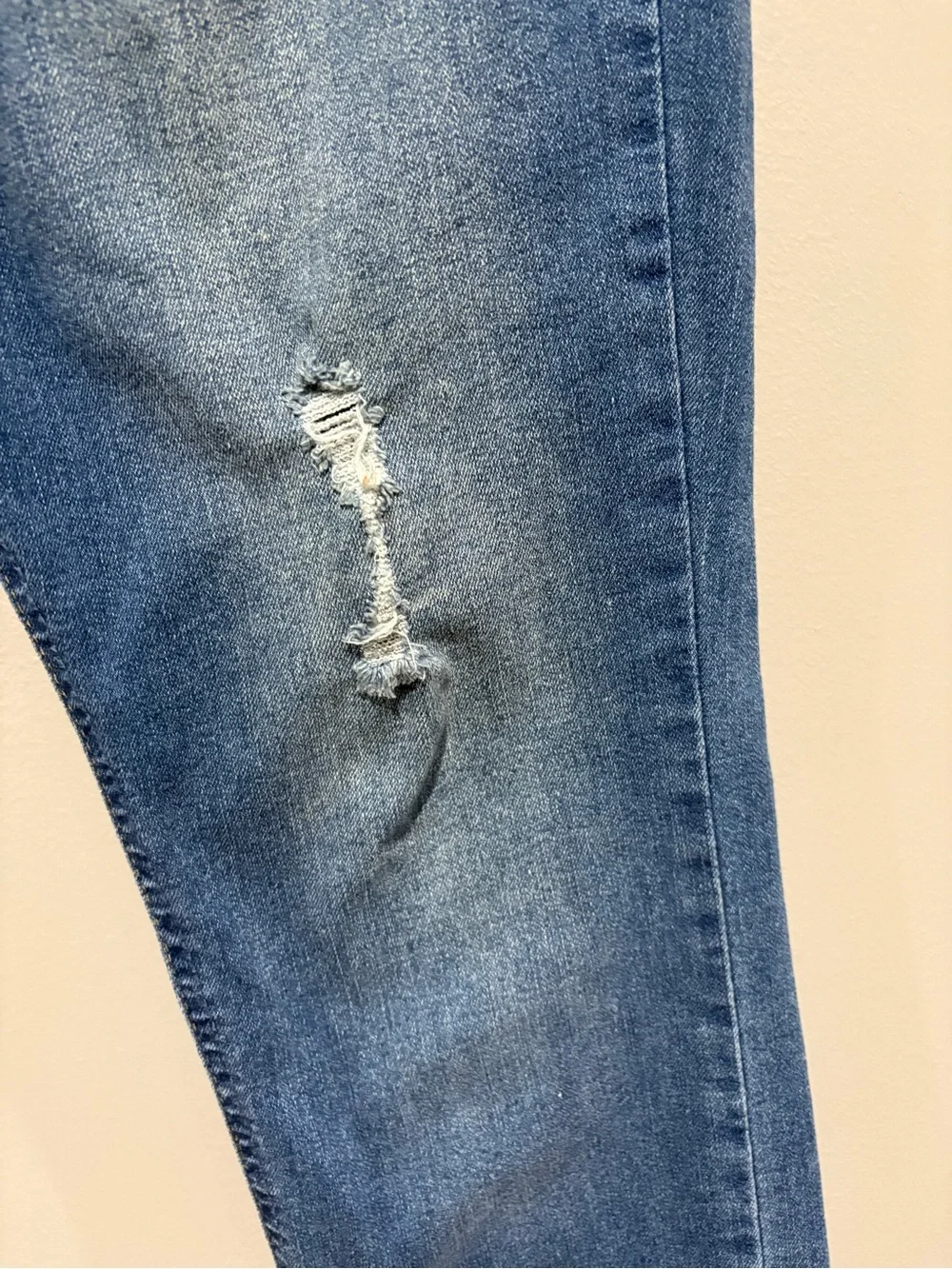 For The Republic Distressed Skinny Jeans Fray Hem Slit Size 12/30 Medium Wash